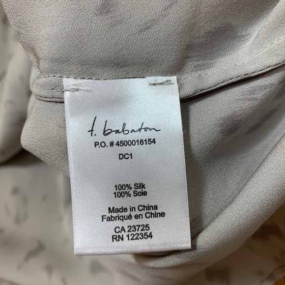 Aritzia Babaton 100% Silk Grey Leopard Blouse - Picture 8 of 10